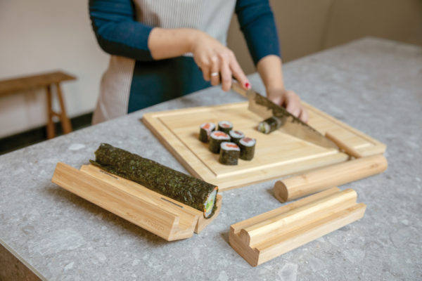 Bamboo sushi making set, brown - Ukiyo Home